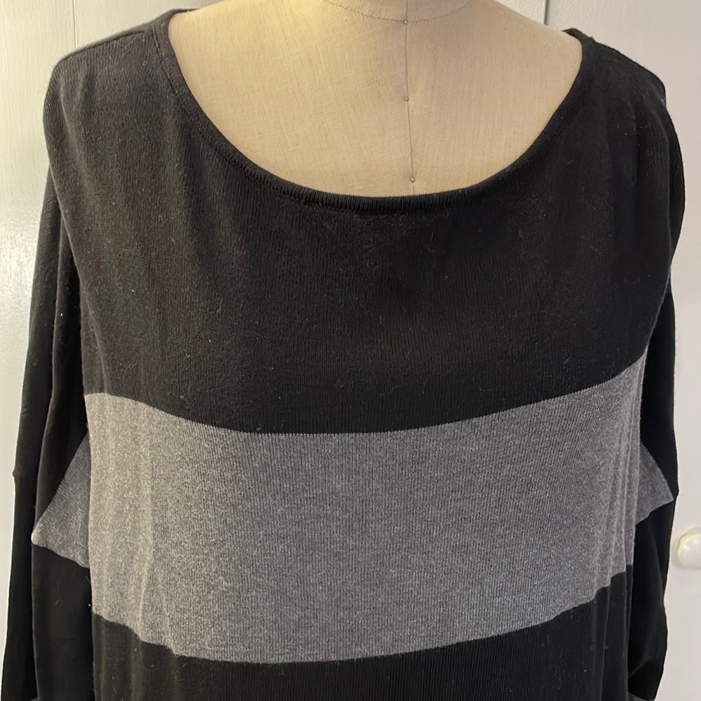 Chaps black and grey striped crew neck sweater - Picture 2 of 6